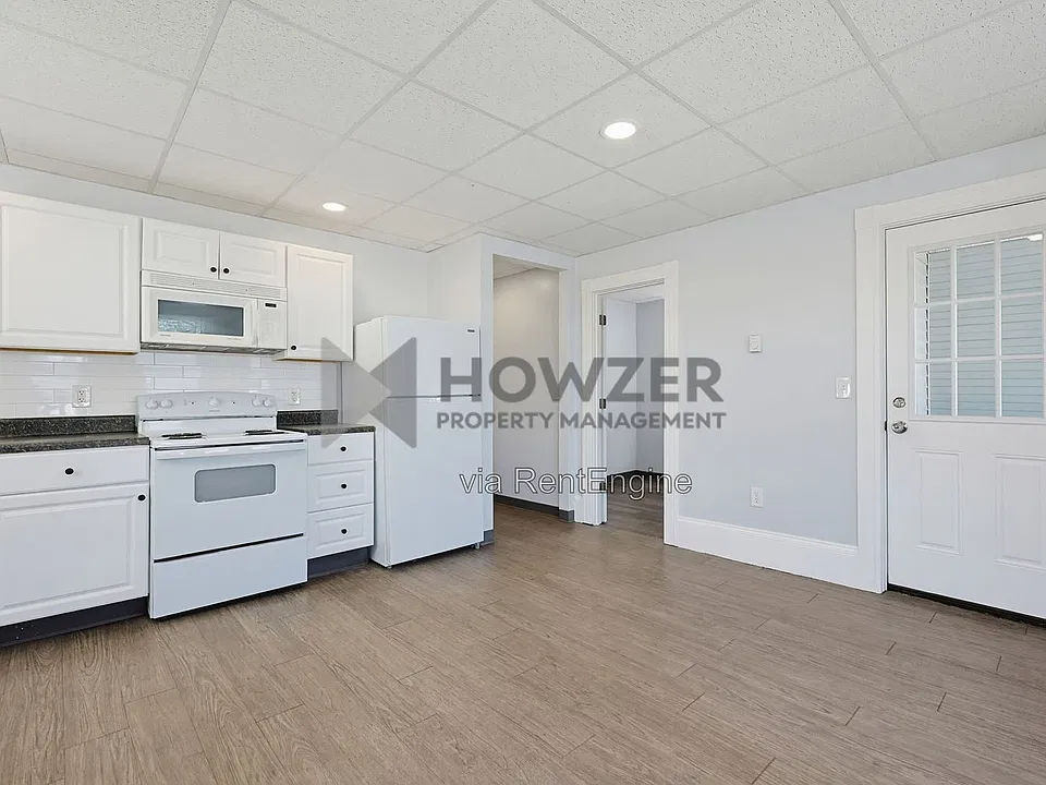 127 Park St #6