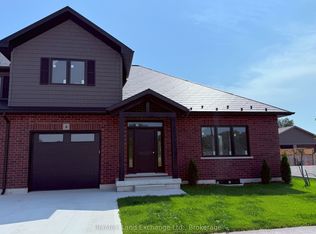 8 Golf Links Rd #4, Kincardine, ON N2Z0G1