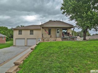 935 Ash Rd, Adams, NE 68301