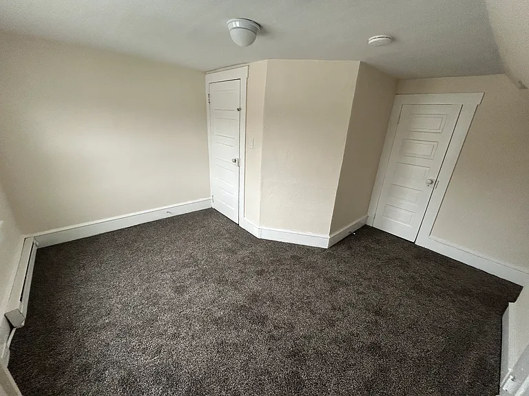 613 Green Ridge St #3 — Photo 6