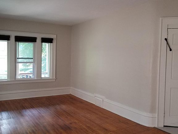 3rd image of 20 Ashland Ave #2