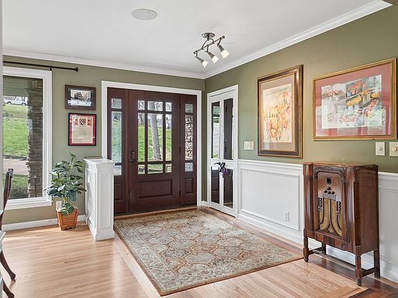 4th image of 176 Lelawood Cir
