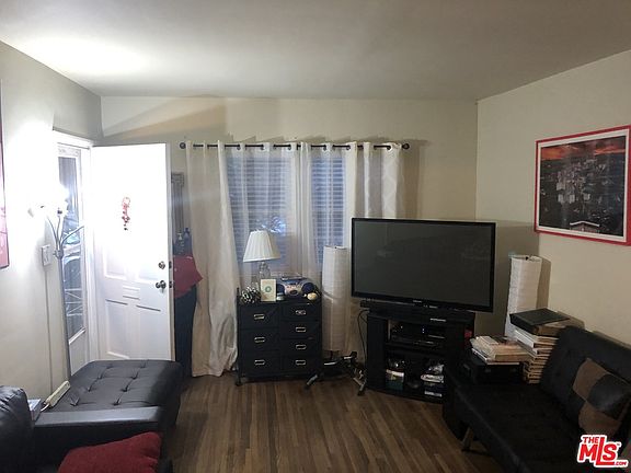 5th image of 5025 Pickford Way