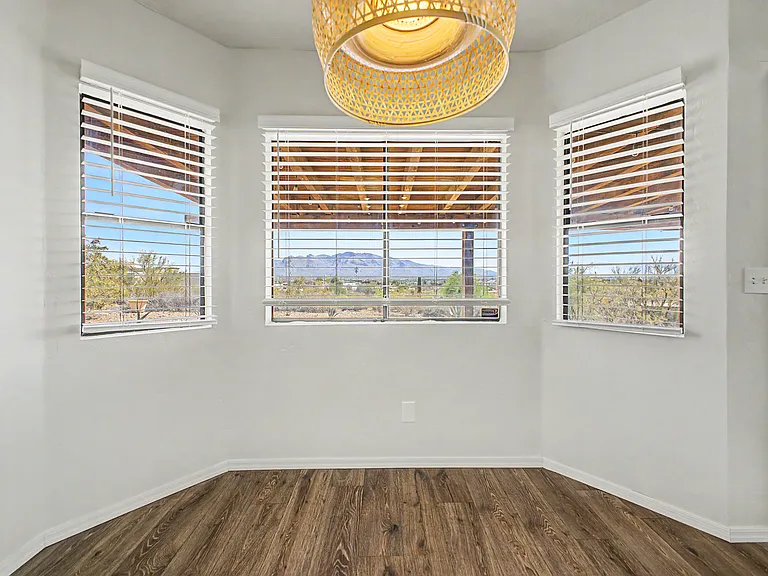 4650 N Paseo De Los Cerritos — Photo 12