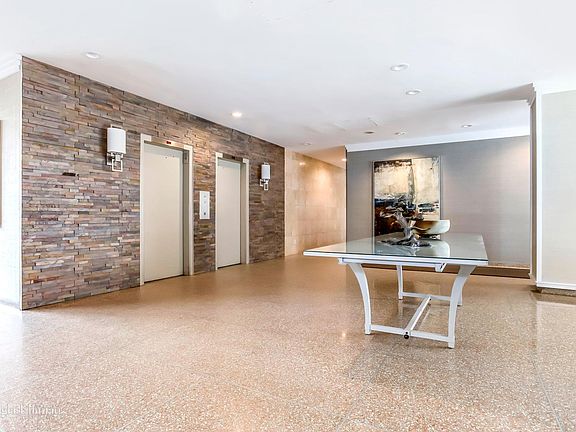 4th image of 25 Neptune Blvd APT 6E