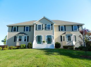 29 Turkey Hill Rd #B, West Newbury, MA 01985