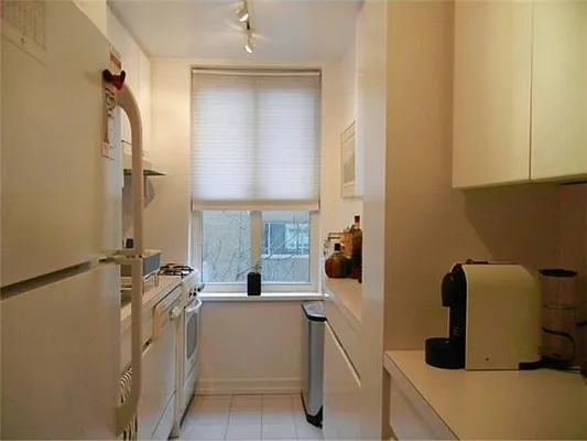 Rented by essential NEW YORK Real Estate | media 13