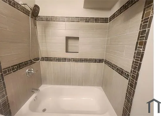 303 Folcroft St — Photo 9