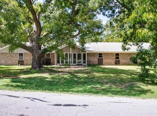 504 Elaine St, Keller, TX 76248