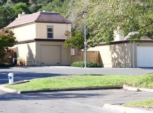 2114 Knolls Dr, Santa Rosa, CA 95405