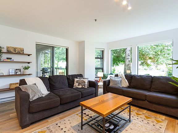 4th image of 3309 Ptarmigan Pl #122