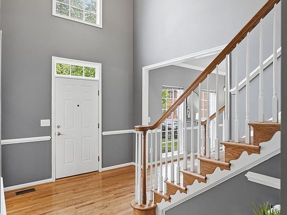 4th image of 15405 Milton Hall Pl