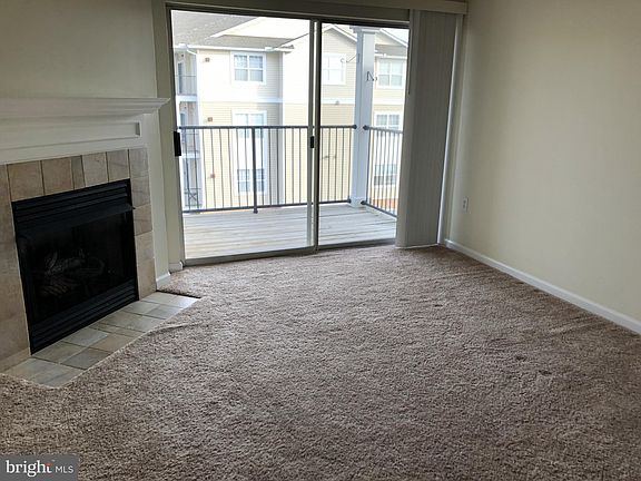 3rd image of 13506 Derry Glen Ct APT 401