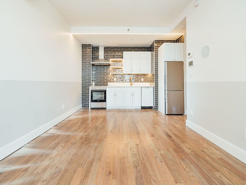 1st image of 115 Stanwix St #567