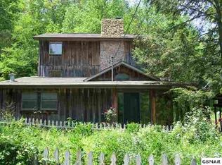 949 Carrs Creek Rd, Townsend, TN 37882