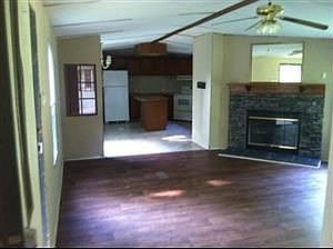 3rd image of 612 Norris Dr