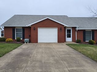822 Avalon Dr, Ashland, OH 44805