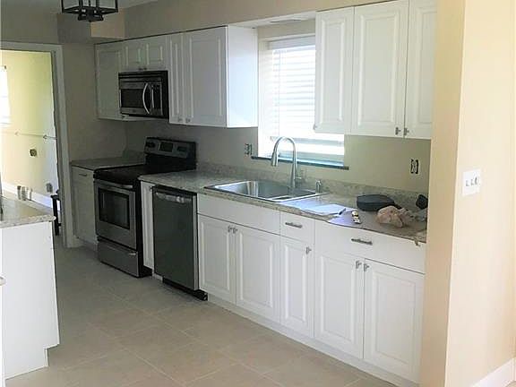 4th image of 111 Highland Ave