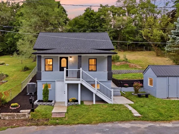 307 Chestnut St, Martinsburg, WV 25401