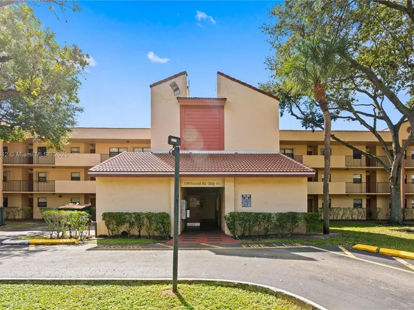 3199 Foxcroft Rd APT 314, Miramar, FL 33025
