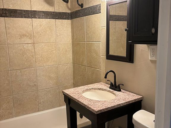 5th image of 1804 Carlisle Rd