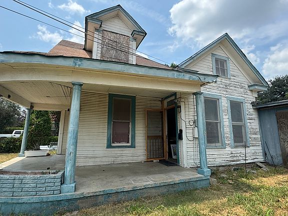 2nd image of 337 Stonewall St.
