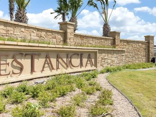 4557 Estancia Pkwy, McAllen, TX 78504