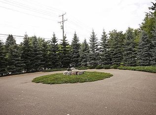 6085 Central Ave NE, Fridley, MN 55432
