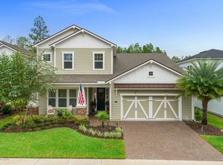 374 Freshwater Dr, Saint Johns, FL 32259