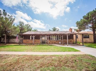 414 Pine St, Levelland, TX 79336