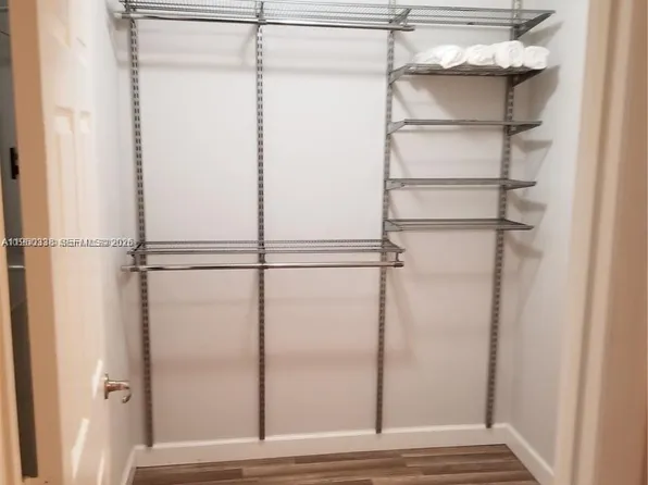 1045 Meridian Ave APT 5, Miami Beach, FL 33139