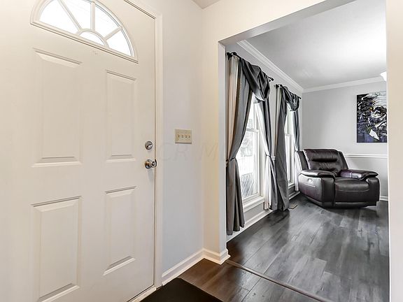 4th image of 11 Alyssa Dr