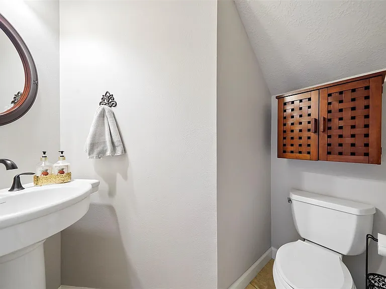 2351 Summit Way Ct — Photo 13