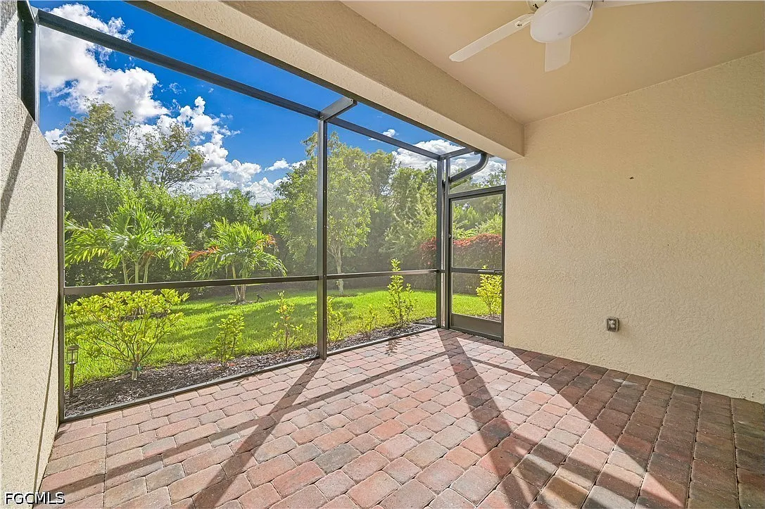 2 bed, 2.0 bath, 1519 sqft, $2,200 — Photo 3