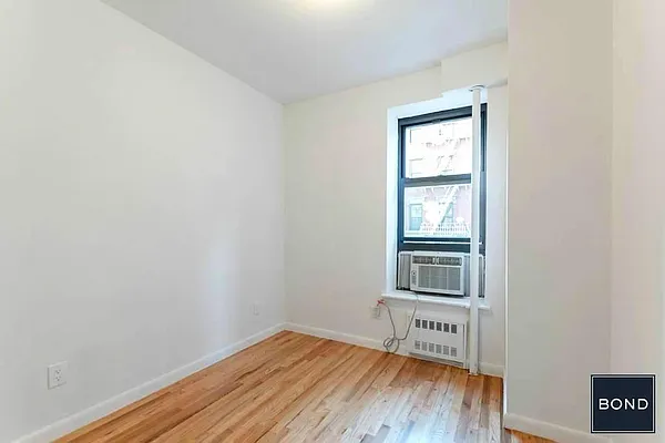 Rented by Bond New York | media 31