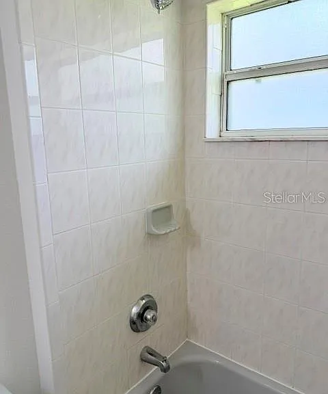 98 Rickenbacker Dr #B — Photo 5