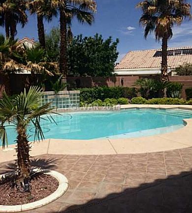 2nd image of 859 Roanhorse Ln