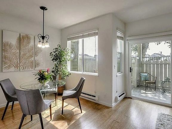 2nd image of 185 Lakeshore Ct