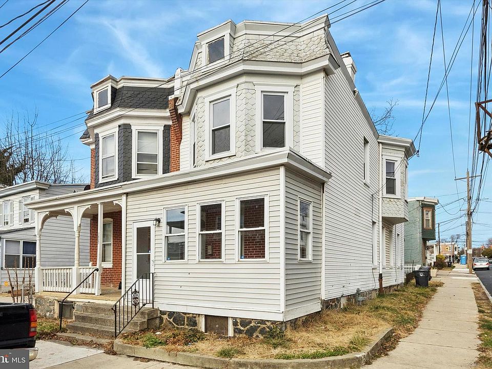 1st image of 2929 West St