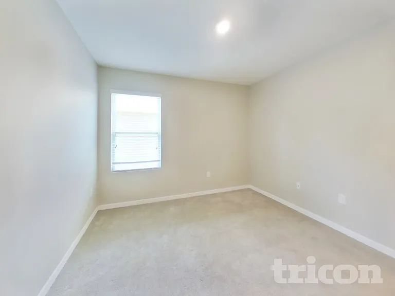 518 Squires Grove Dr — Photo 10