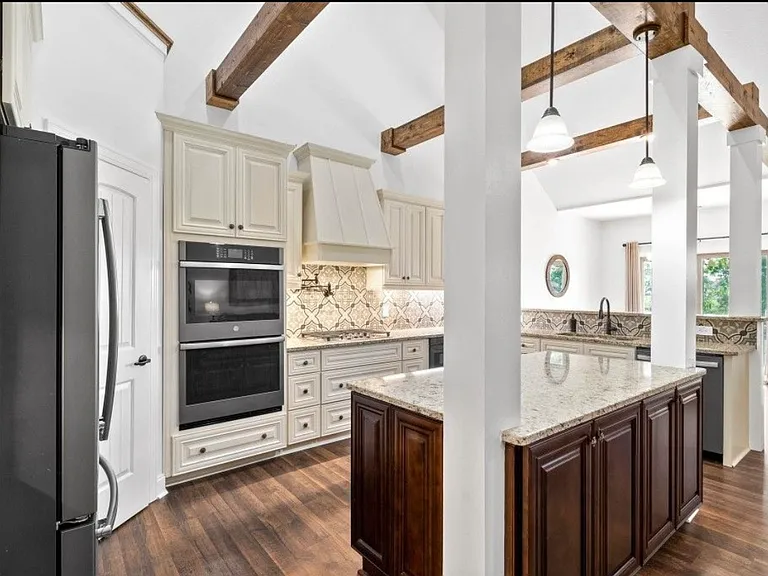 1515 Hereford Blvd — Photo 20
