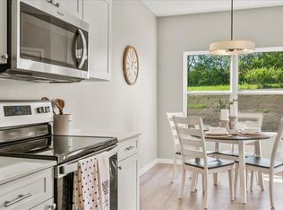 4312 Spruce Creek Dr, Cedar Falls, IA 50613