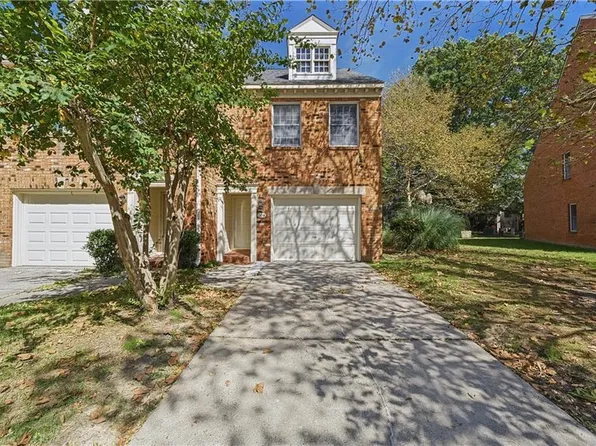608 Guy Ln, Newport News, VA 23602