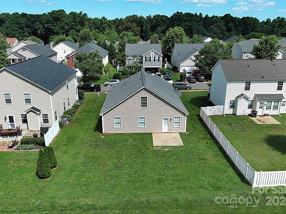 5th image of 4014 Linville Falls Ln