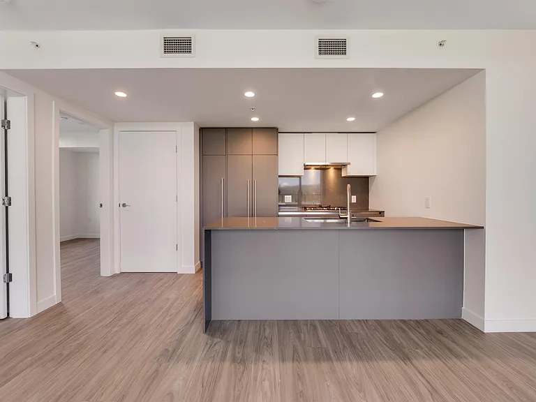 2135 Springer Ave #708 — Photo 4