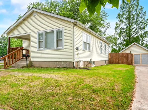 801 N Park St, Seymour, IN 47274