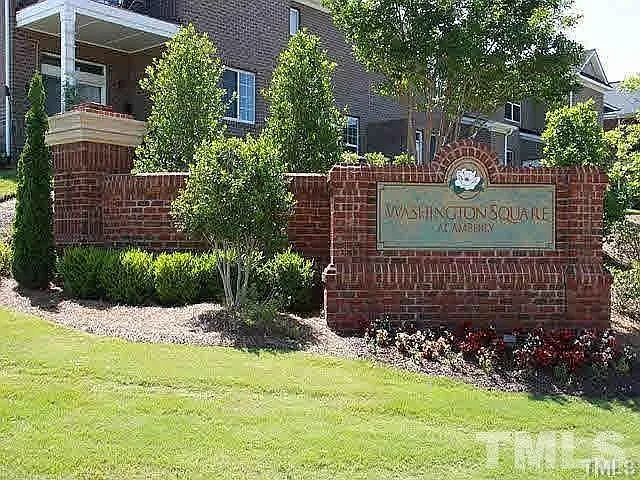 Community_Entrance