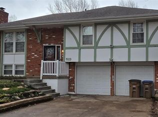 519 S Washington St, Raymore, MO 64083