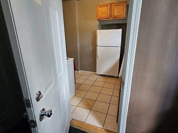 2nd image of 35 N Shirley St APT 2