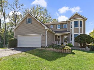 811 Carol Ave, McHenry, IL 60050